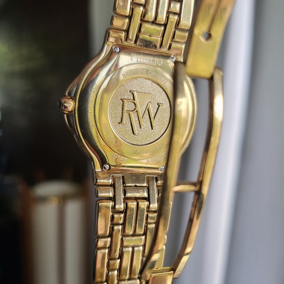 Raymond Weil Fidelio Watch with Sapphire Crystal's 18K Electroplated 20M - Picture 8 of 10